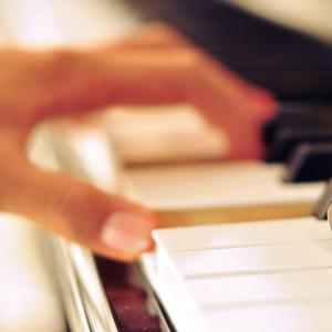 大丁丁插女人阴部视频
